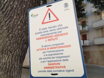 Abbandono irregolare dei rifiuti nel centro urbano: nel 2023 trenta ispezioni e oltre 70 sanzioni elevate