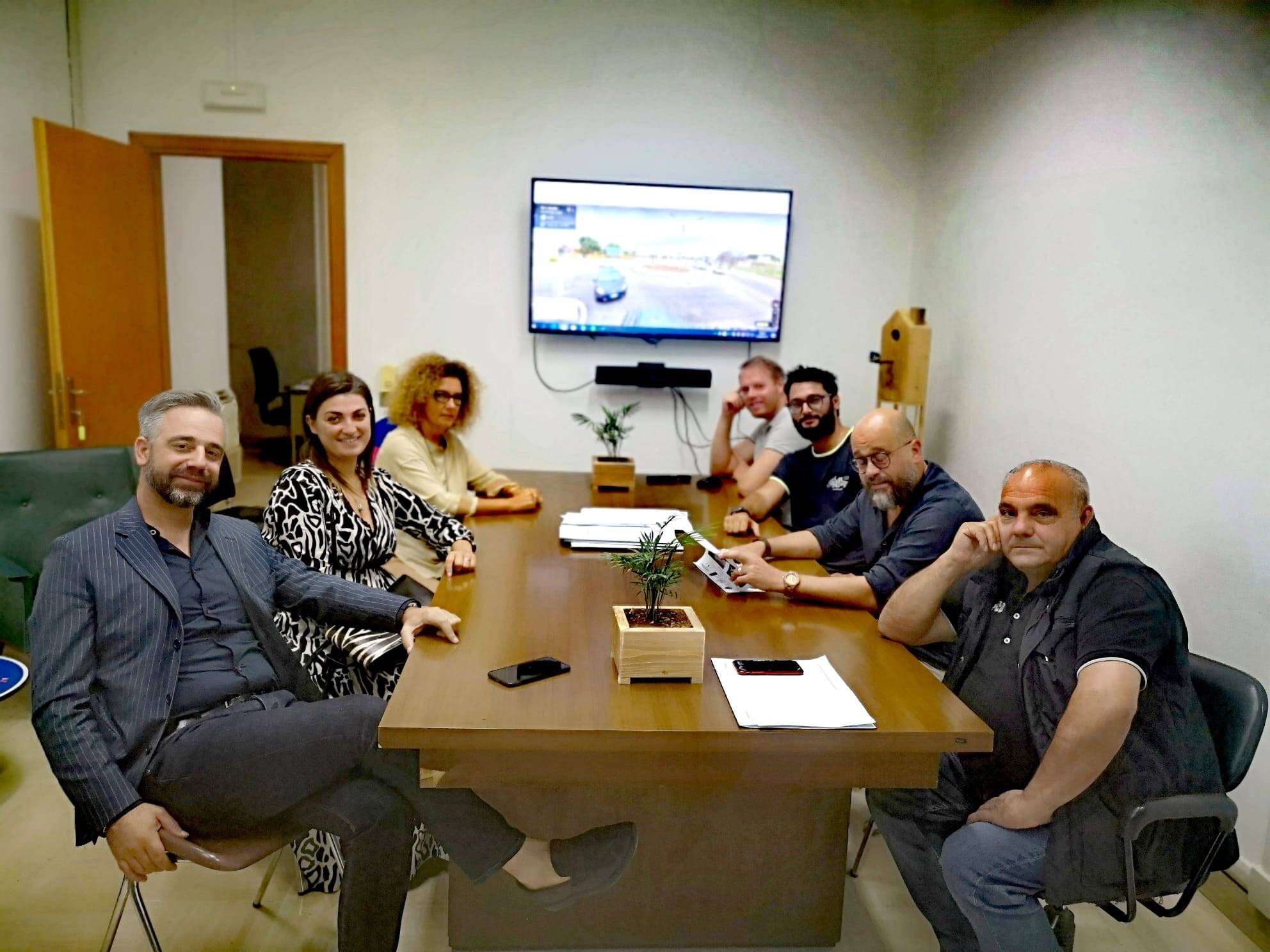 Immagine: Tavolo in assessorato