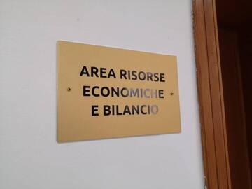 Ufficio tributi chiuso al pubblico causa covid