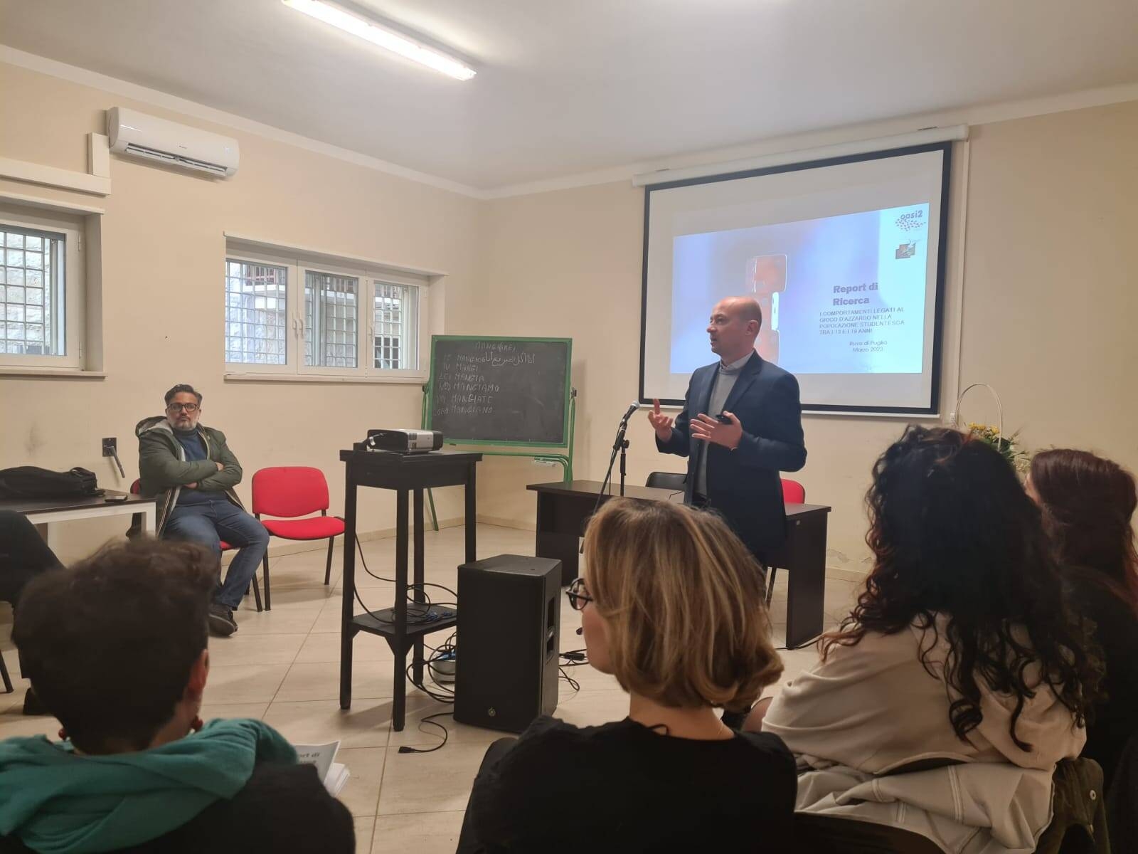 Immagine: Un momento dell'incontro Foto - Ufficio comunicazione Oasi 2