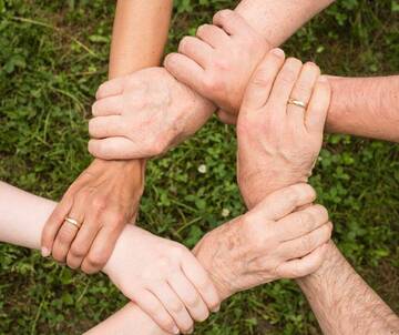 Varato un giunta un nuovo pacchetto di misure a sostegno delle famiglie in difficoltà: 190.000 euro per buoni spesa, affitti e utenze domestiche